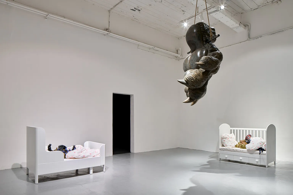 Installation view with sculptures by Anne de Vries, MeetFactory, Prague, 2025.