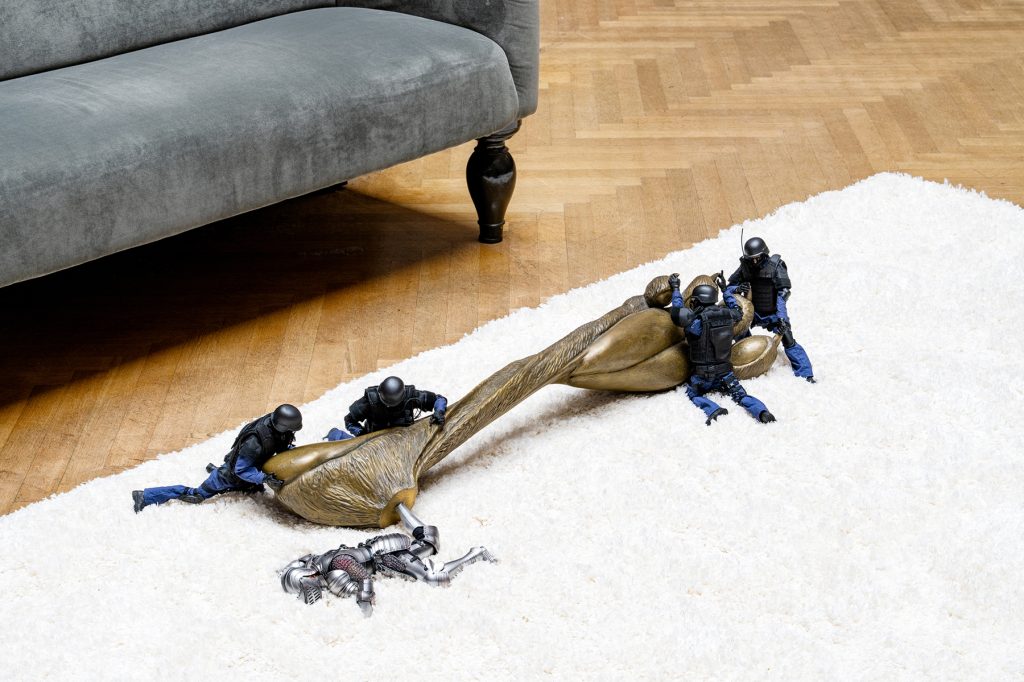 'The Great Turn' Sculpture by Anne de Vries at the Bruegel Room at Kunsthistorisches Museum Vienna